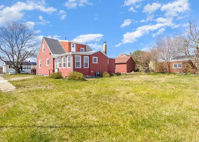 Renovated 5Br 2Ba Ac Quiet Retreat Home
