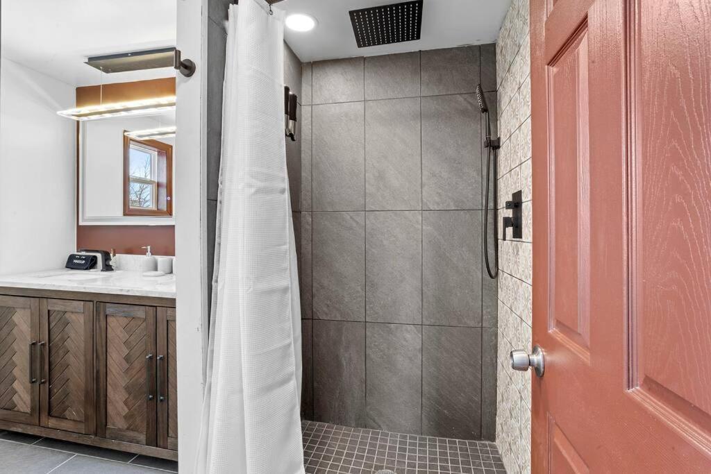Renovated 5br 2ba Ac Quiet Retreat
